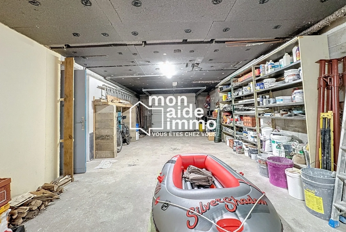 Maison entièrement rénovée avec jardin à Firbeix - 4 chambres et garage 