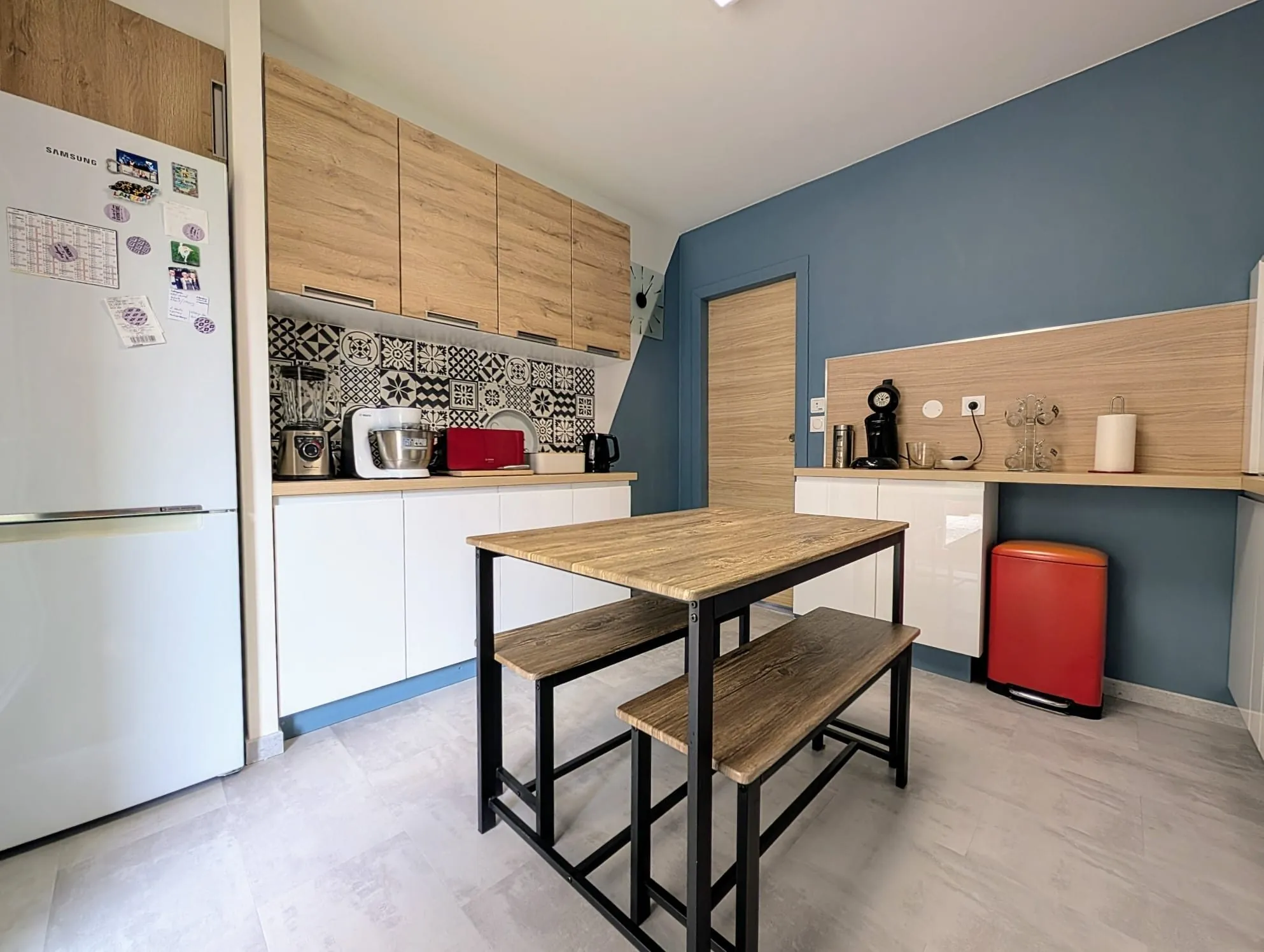 Maison entièrement rénovée avec jardin à Firbeix - 4 chambres et garage 