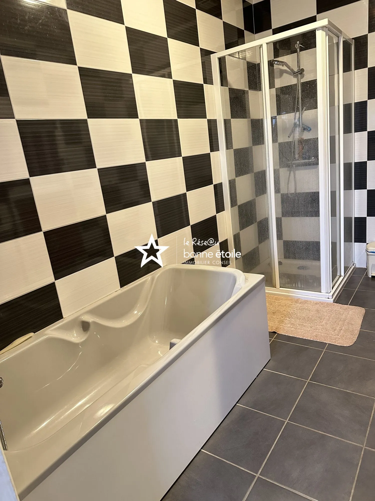 Terrain à vendre à Rombach-le-Franc, constructible et prêt à bâtir 