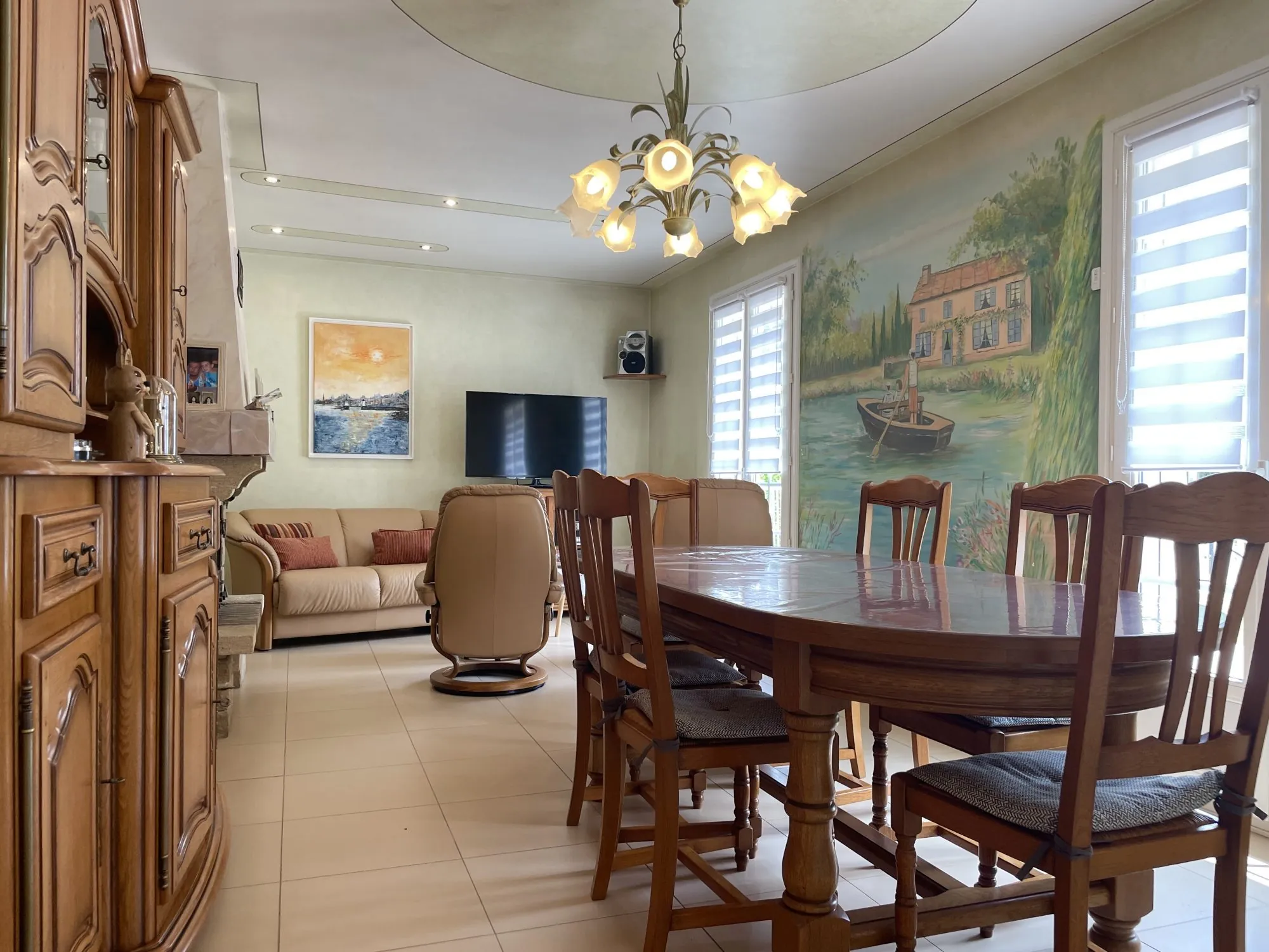Séjour Pavillon individuel 3 chambres avec terrain et dépendances à Torcé-en-Vallée 