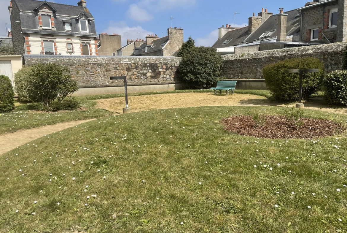 Appartement T3 avec Garage à Saint-Brieuc, Quartier Saint Michel 