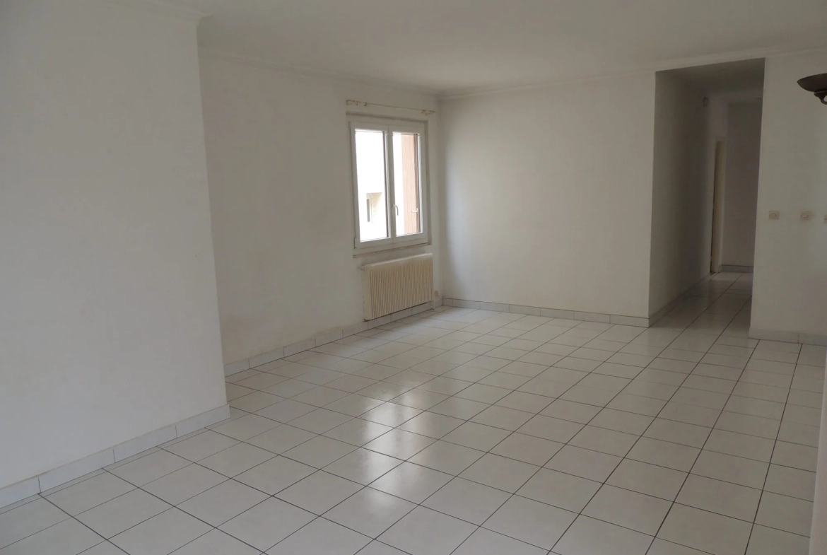 Grand 2 pièces avec jardin et box à Ris-Orangis – Appartement spacieux à vendre 