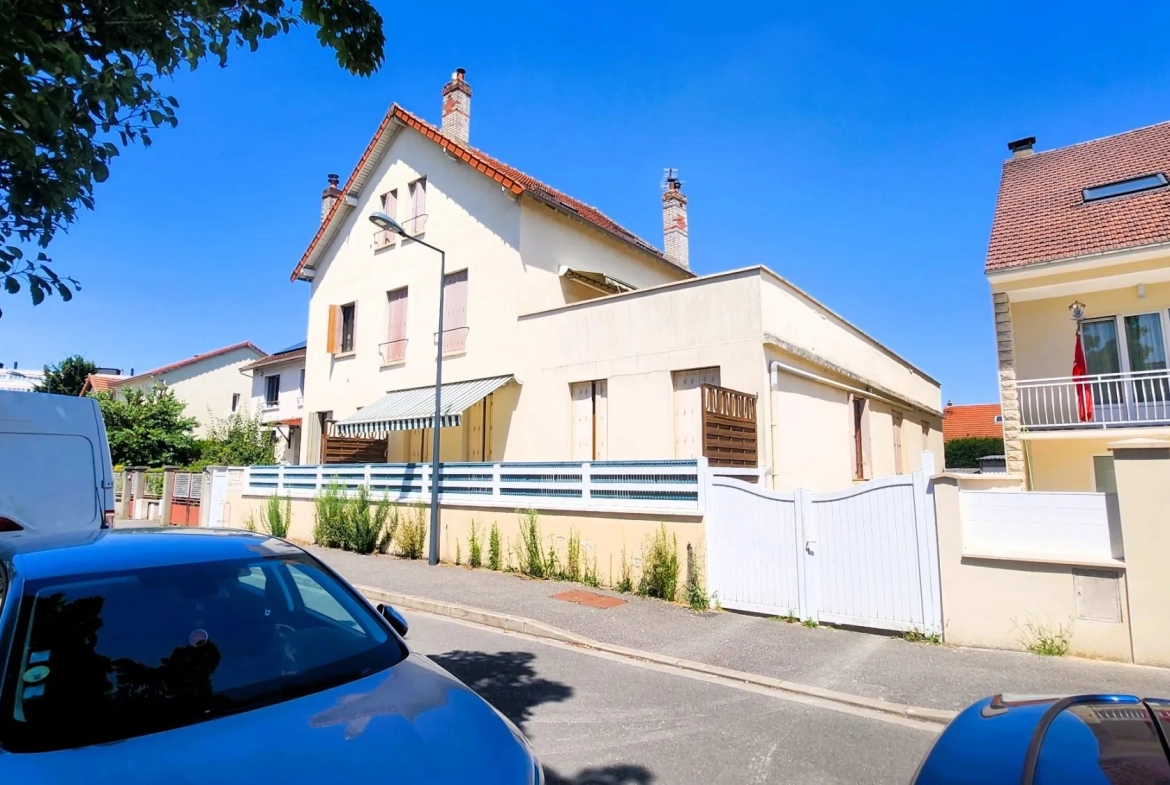 Grand 2 pièces avec jardin et box à Ris-Orangis – Appartement spacieux à vendre 