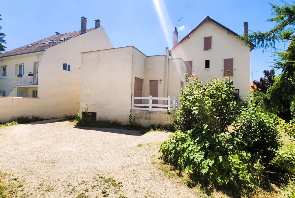 Grand 2 pièces avec jardin et box à Ris-Orangis – Appartement spacieux à vendre 