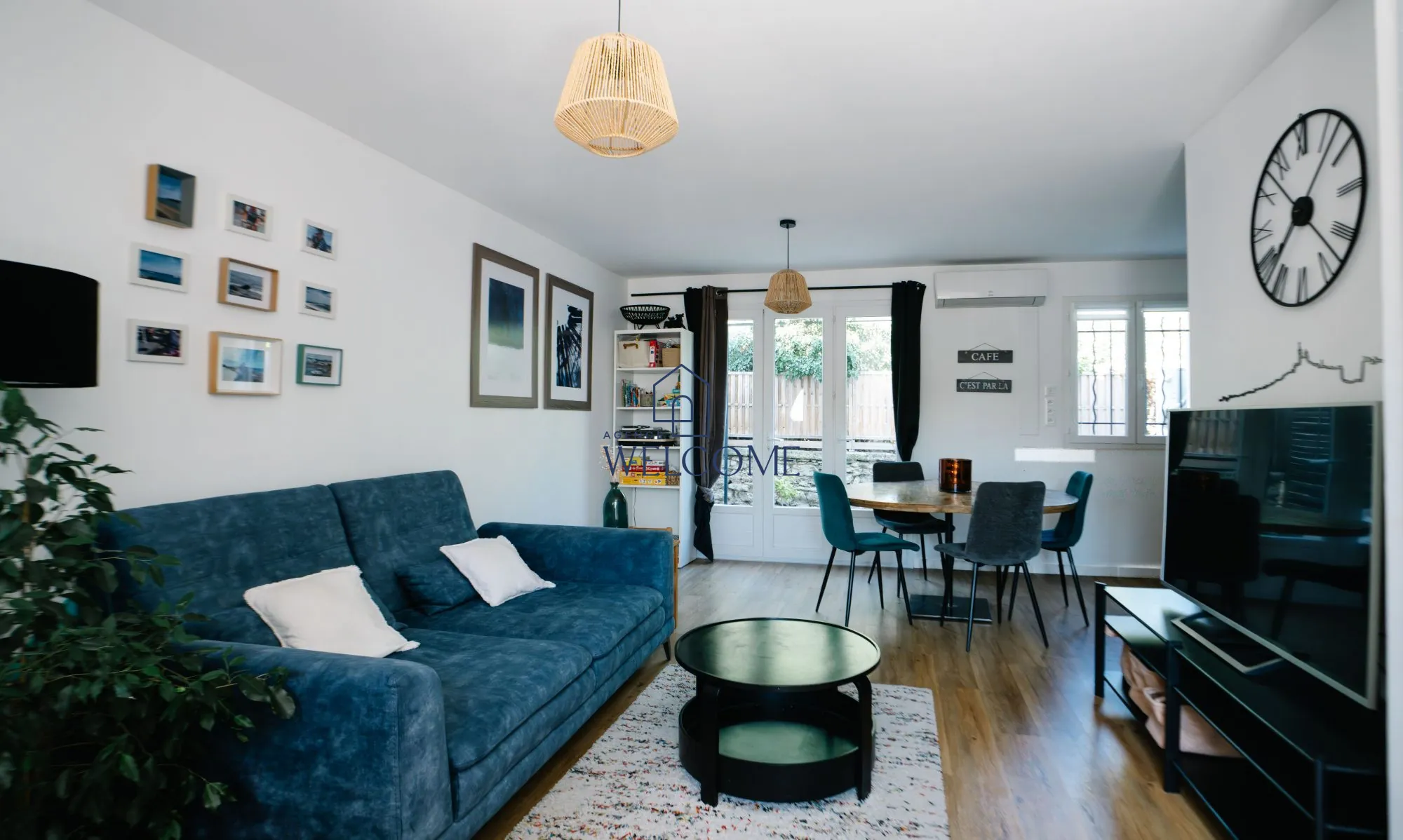 Maison jumelée à vendre à Connaux avec jardin et garage 