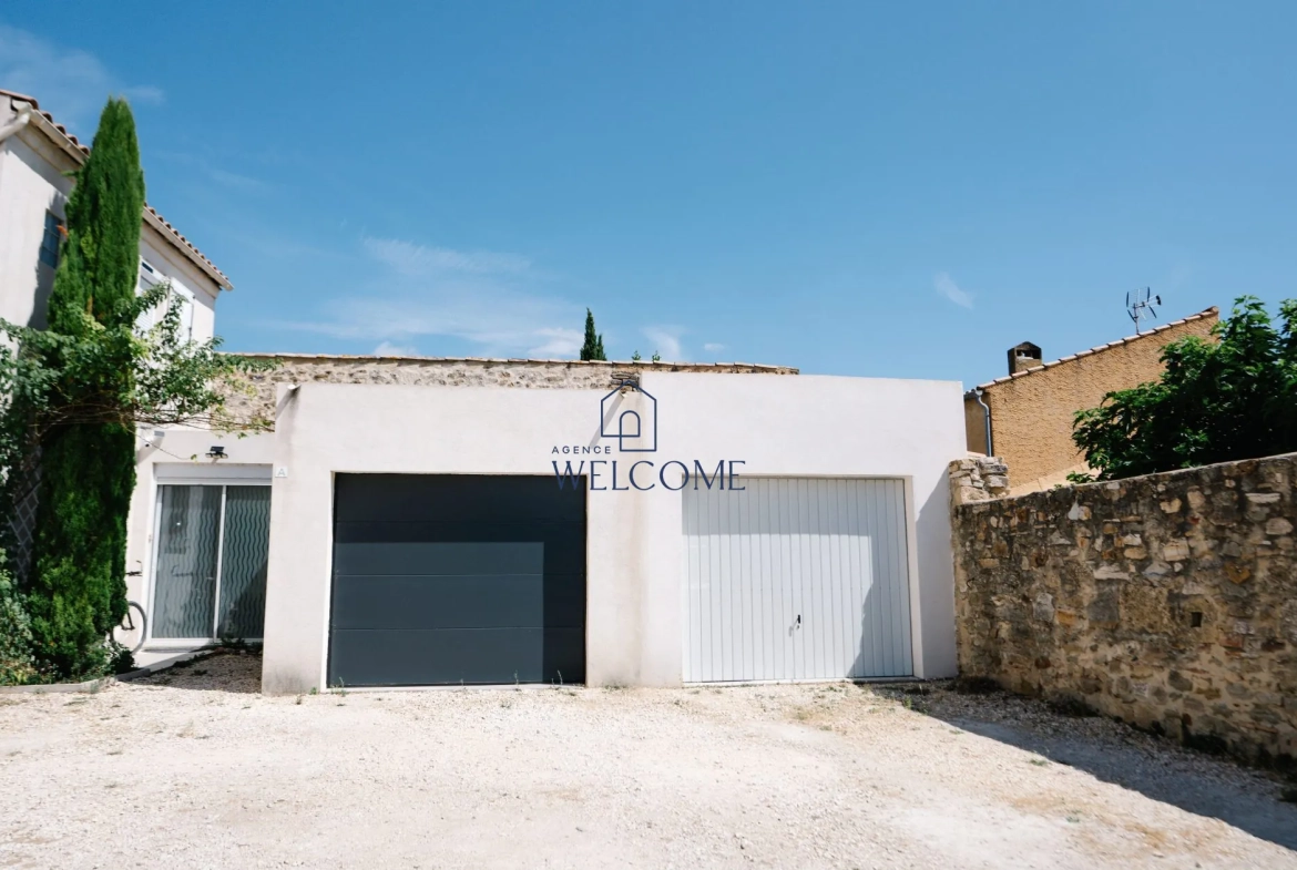 Maison jumelée à vendre à Connaux avec jardin et garage 