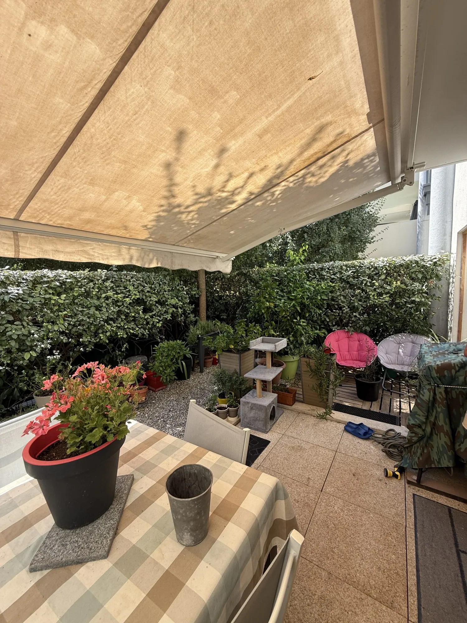 Charmant T2 avec terrasse dans résidence sécurisée à Draguignan 