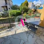 Maison de ville à vendre à Vallauris - 50 m² avec terrasse et garage