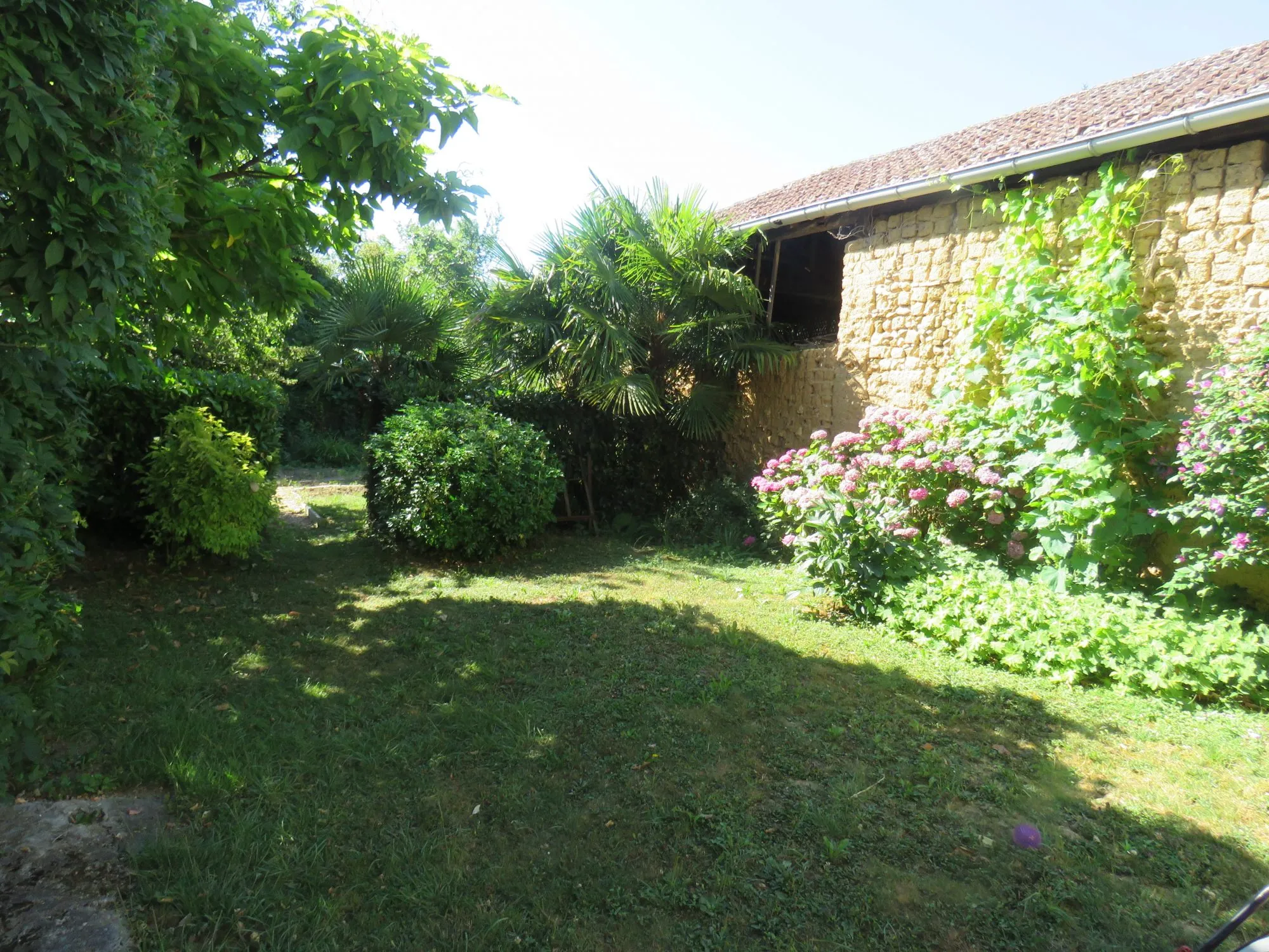 Belle maison de village à vendre à Castelnau-Magnoac – 145m² avec terrain et dépendance 