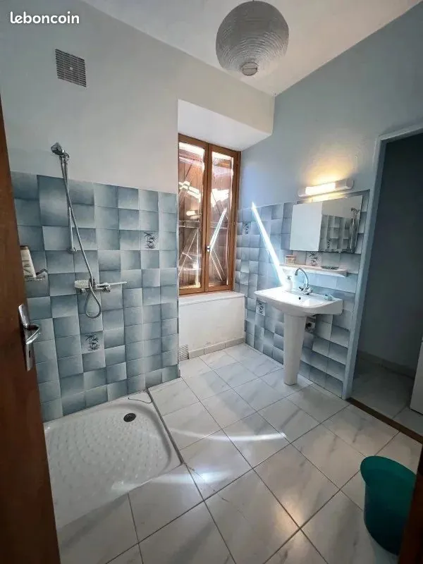 Belle maison de village à vendre à Castelnau-Magnoac – 145m² avec terrain et dépendance 