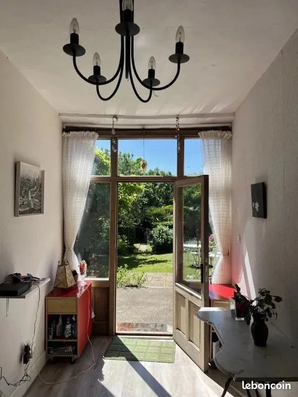 Belle maison de village à vendre à Castelnau-Magnoac – 145m² avec terrain et dépendance 
