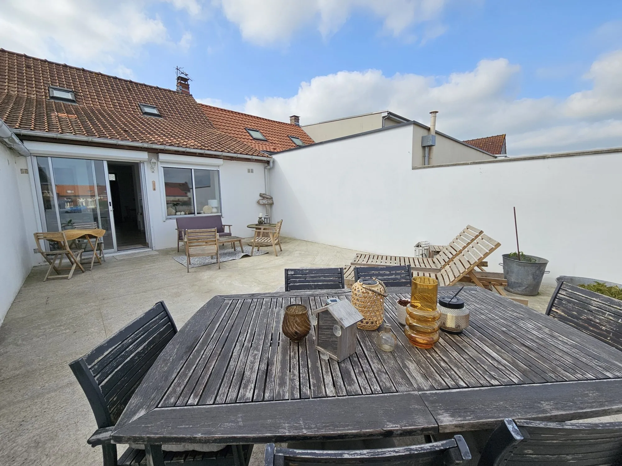 Maison rénovée avec 2 chambres, jardin et terrasse à Rinxent 
