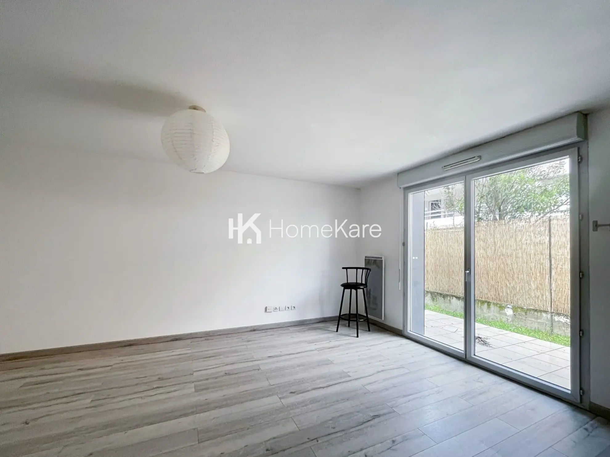 Appartement T3 avec terrasse et parking à Toulouse Guilhemery 