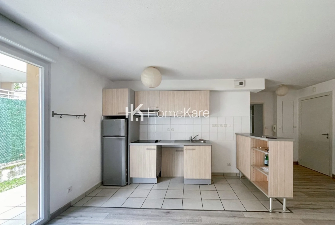 Appartement T3 avec terrasse et parking à Toulouse Guilhemery 