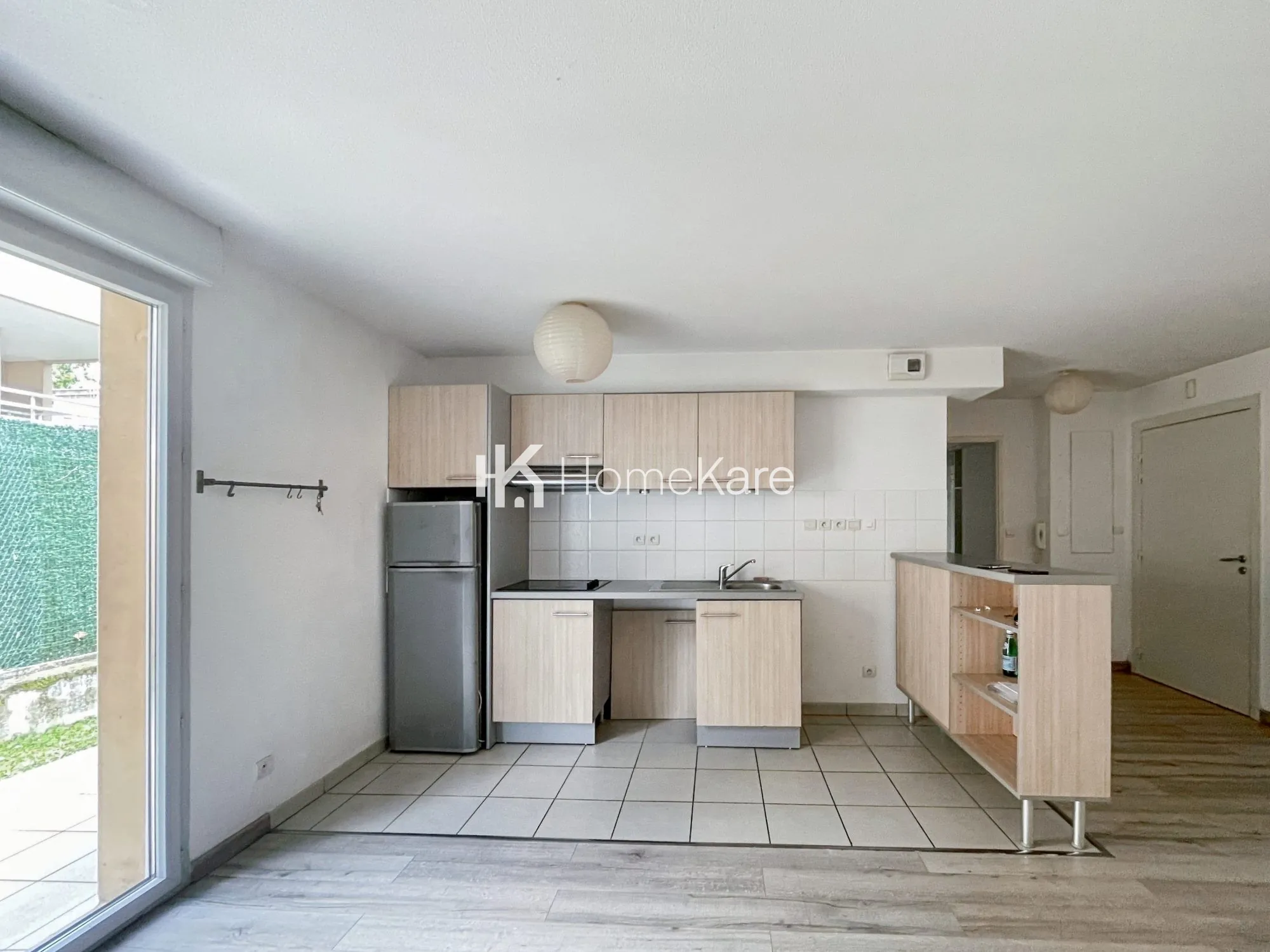 Appartement T3 avec terrasse et parking à Toulouse Guilhemery 