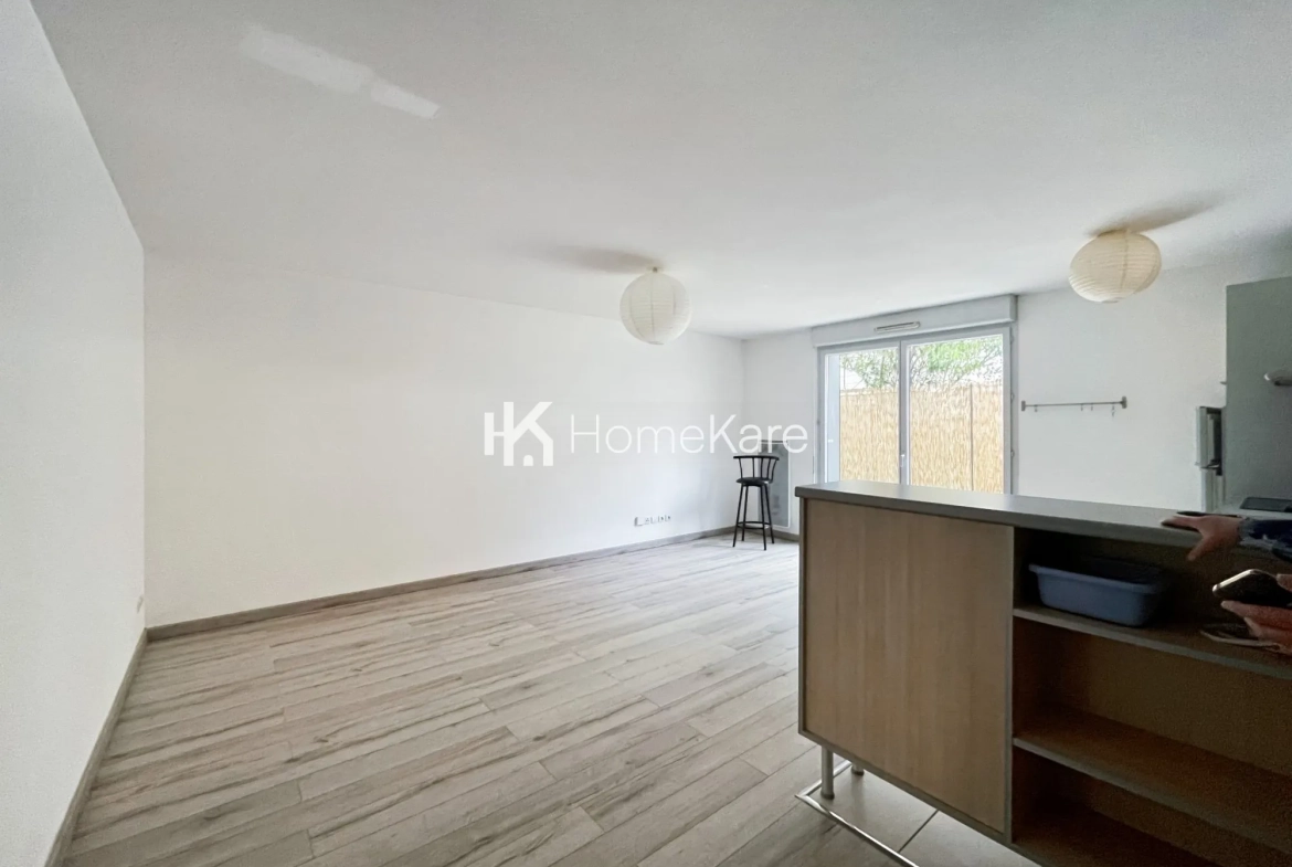 Appartement T3 avec terrasse et parking à Toulouse Guilhemery 