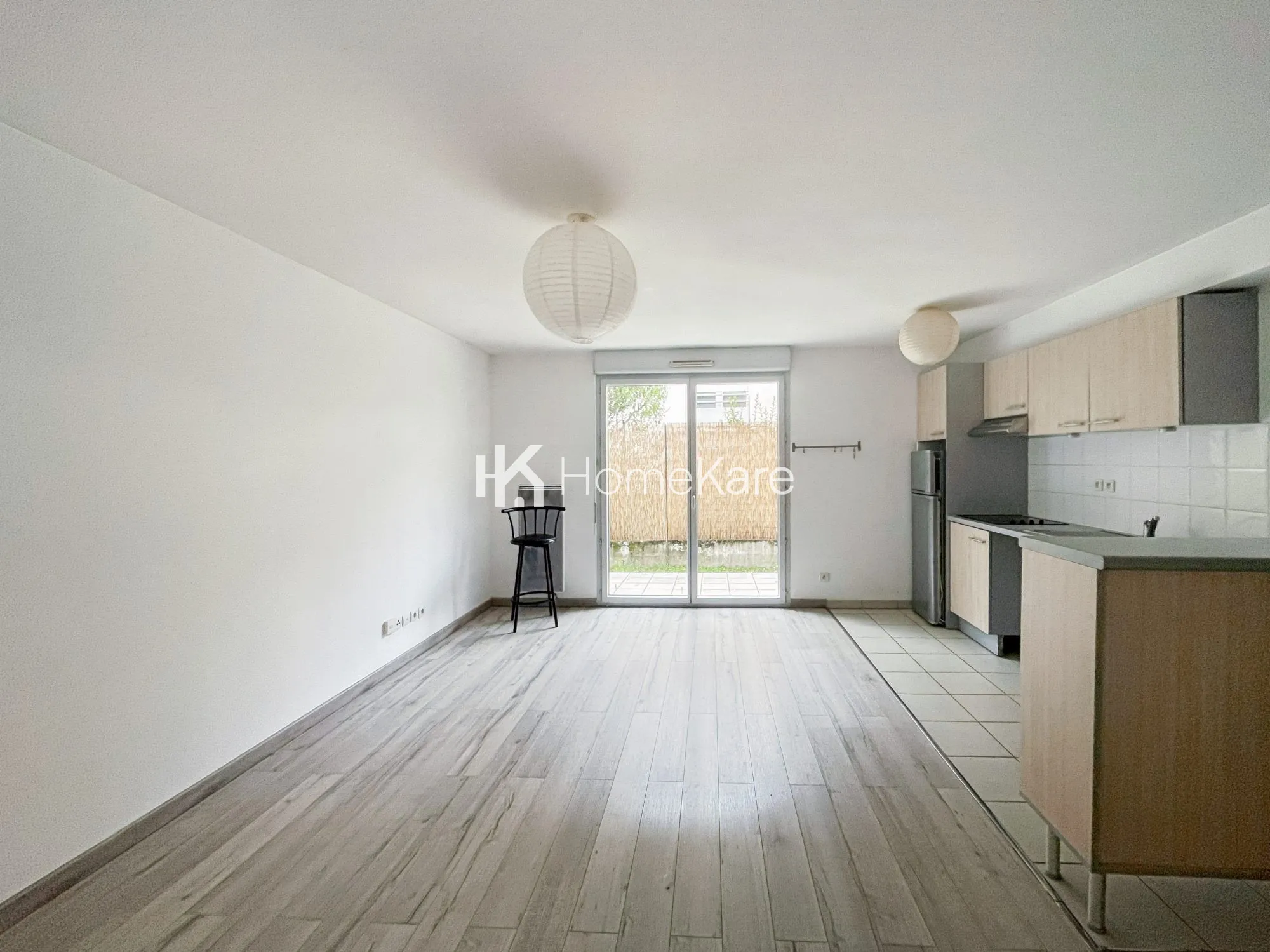 Appartement T3 avec terrasse et parking à Toulouse Guilhemery 
