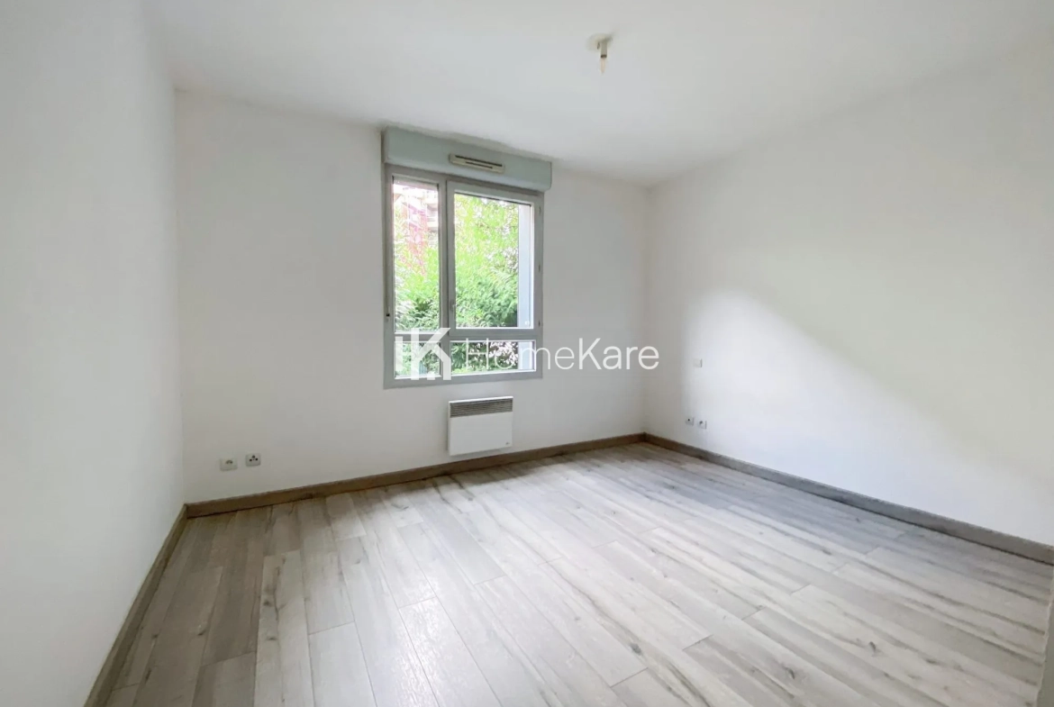 Appartement T3 avec terrasse et parking à Toulouse Guilhemery 