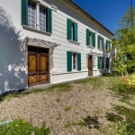 Maison à rénover de 105 m² avec parking à Galgon, proche commodités