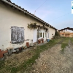 Maison ancienne à rénover à Sérignac avec grand terrain et dépendances