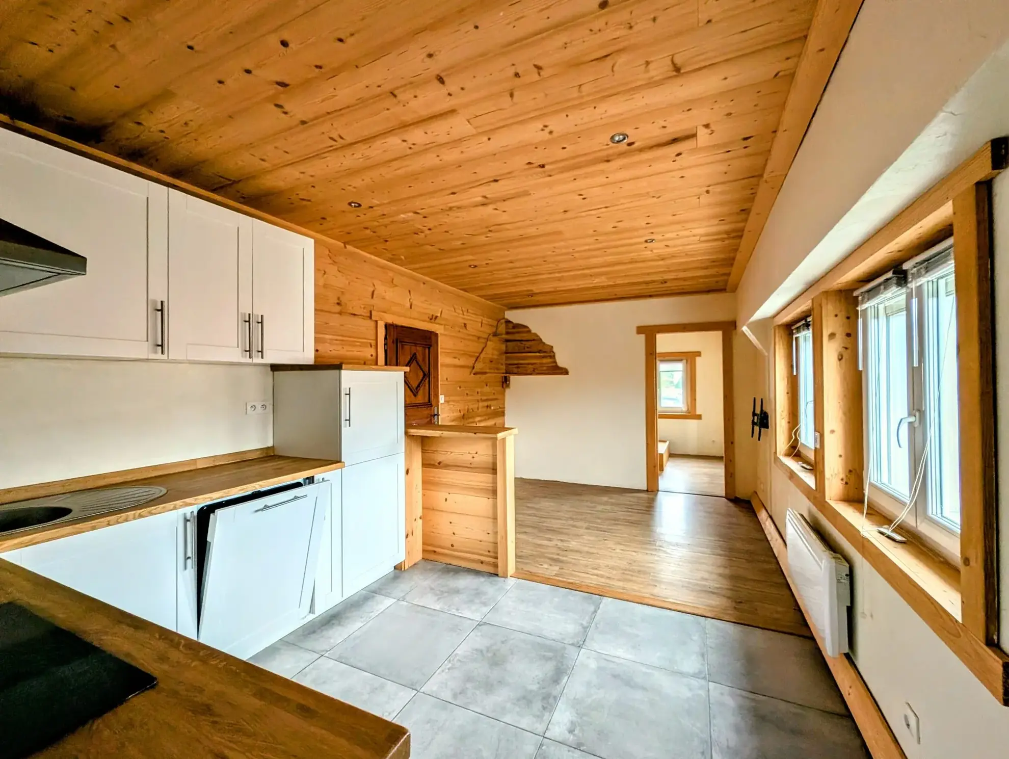 Appartement T2 rénové à vendre à Taninges proche centre-ville 