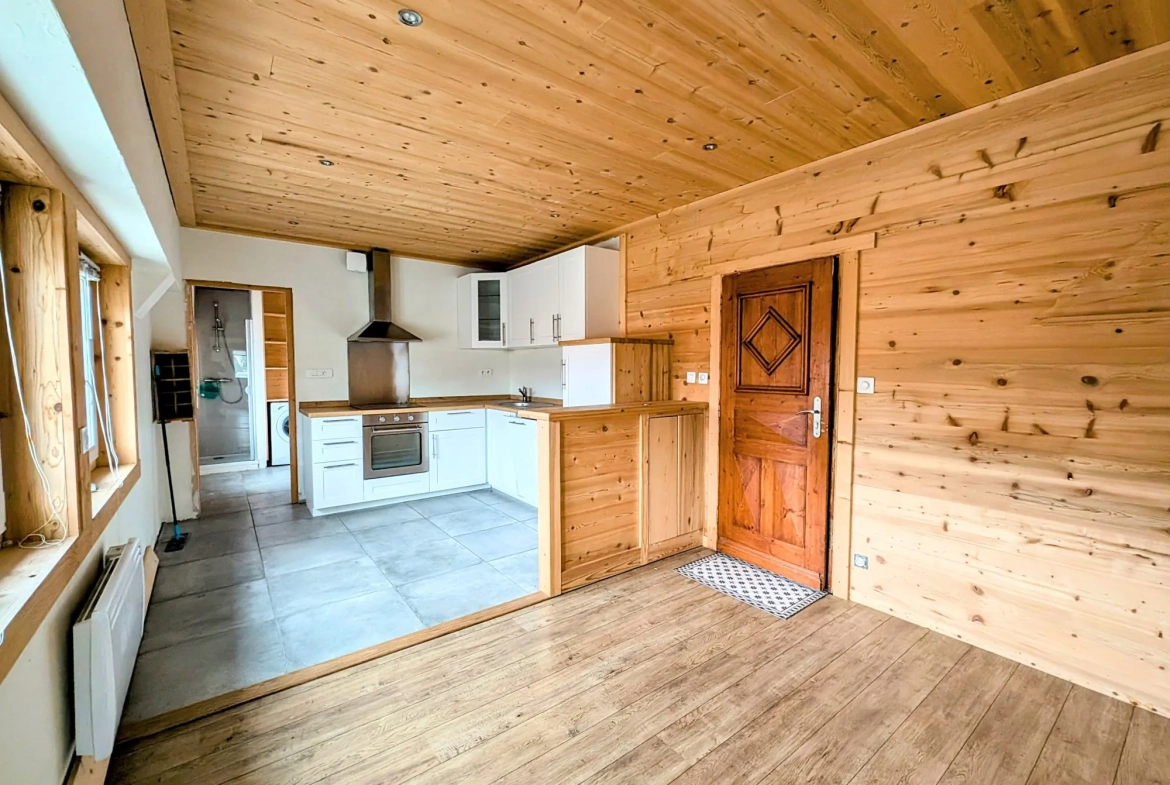 Appartement T2 rénové à vendre à Taninges proche centre-ville 