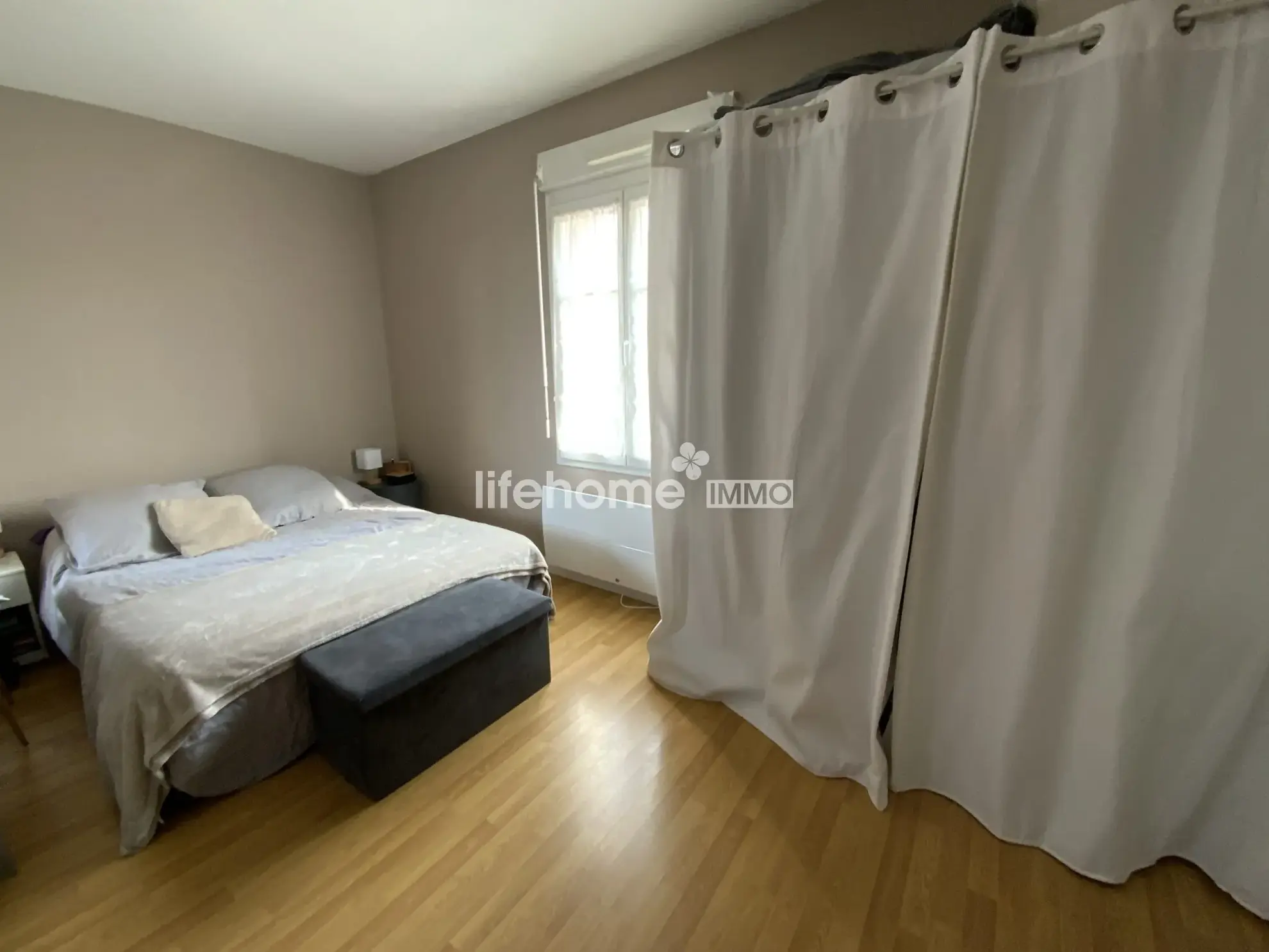 Studio de 33 m² avec terrasse à Châteauroux - Investissement idéal 
