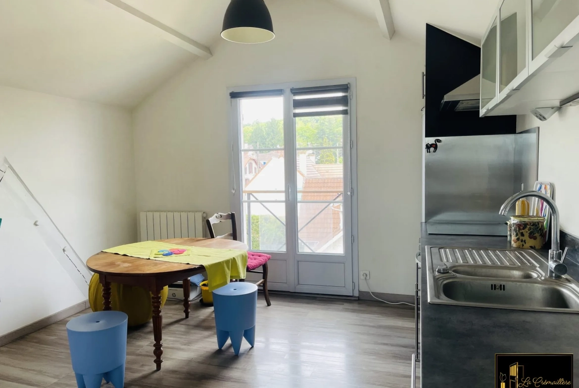 Appartement lumineux F2 à Dourdan proche gare et centre-ville 