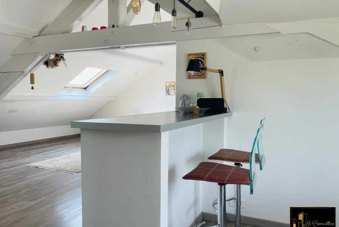 Appartement lumineux F2 à Dourdan proche gare et centre-ville 