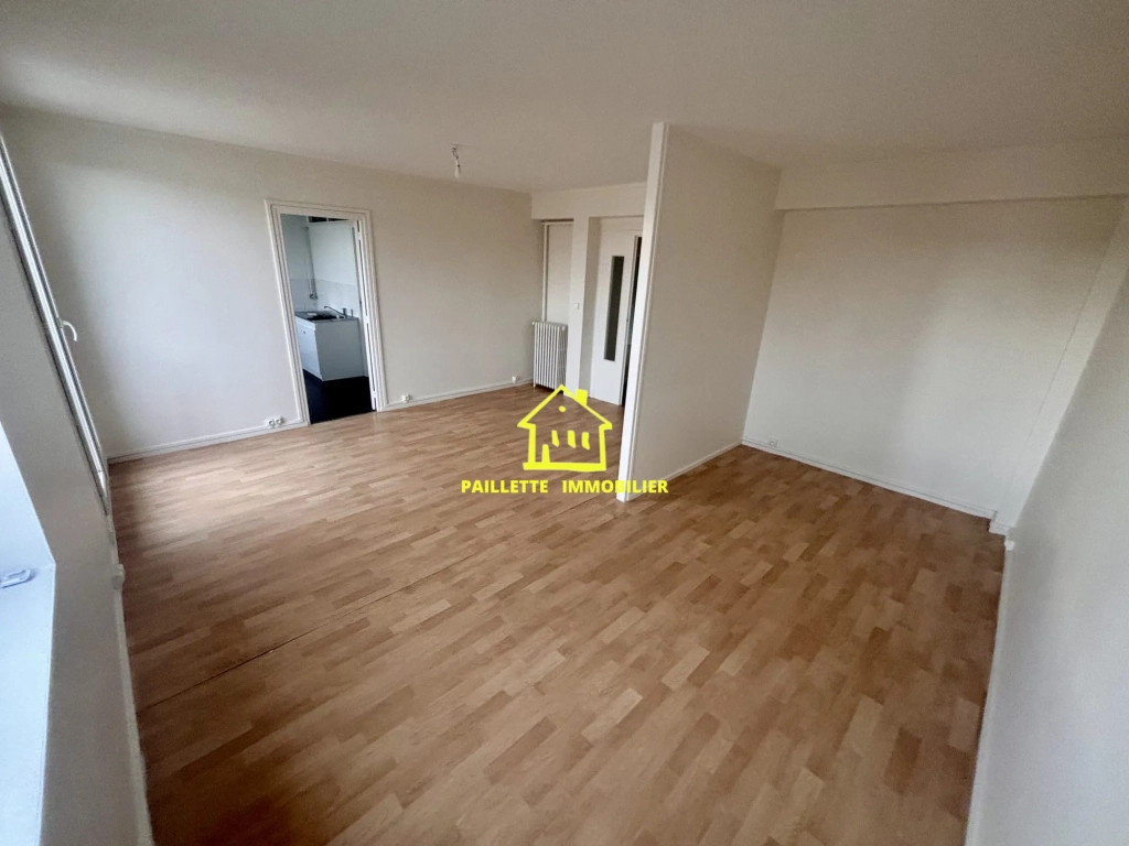 Appartement T3 lumineux à Montivilliers avec vue dégagée et faible charges