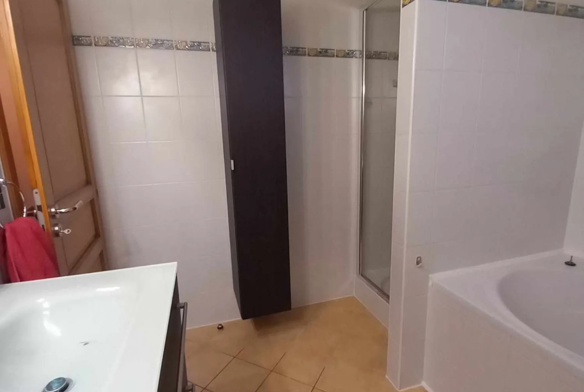 Appartement 3 pièces à vendre à Forbach, proche centre-ville avec caves 