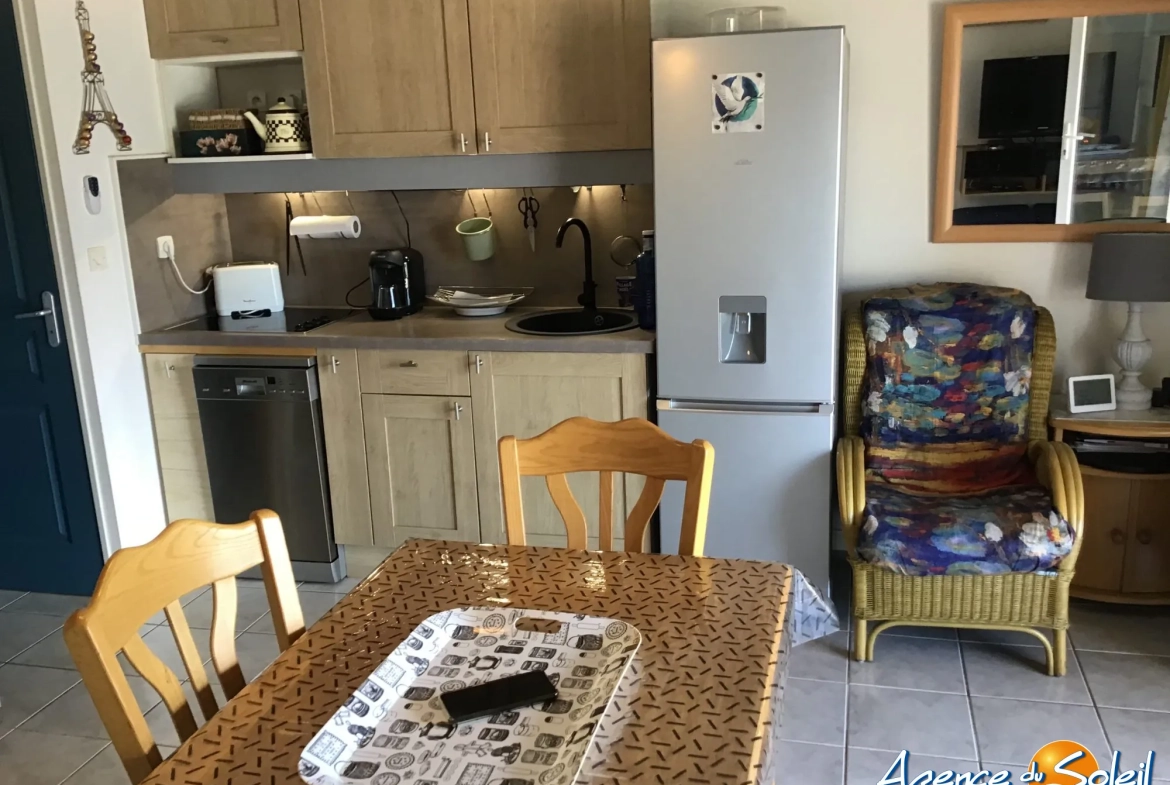 Maison T2 avec mezzanine, terrasse vue lac, piscine, proche commodités à Le Barcarès 