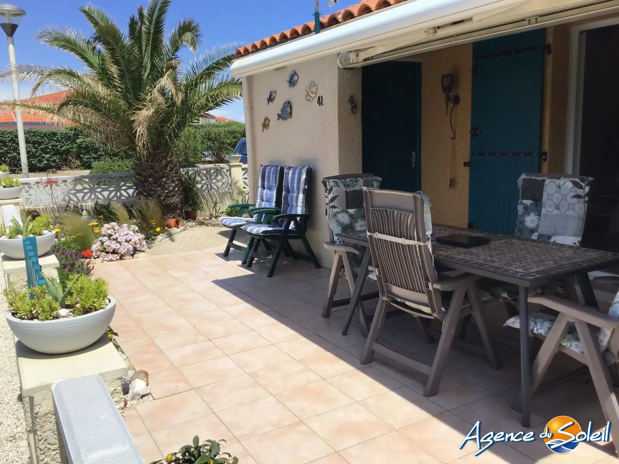 Maison T2 avec mezzanine, terrasse vue lac, piscine, proche commodités à Le Barcarès 