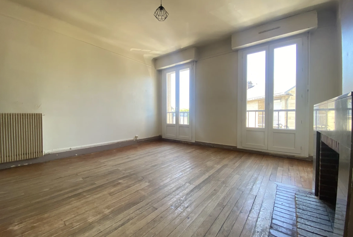 Appartement 2 chambres en hyper-centre d'Abbeville avec caves 