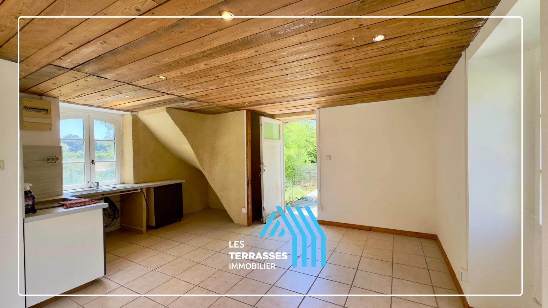 Loft spacieux avec dépendance et jardin à Montboucher-sur-Jabron 
