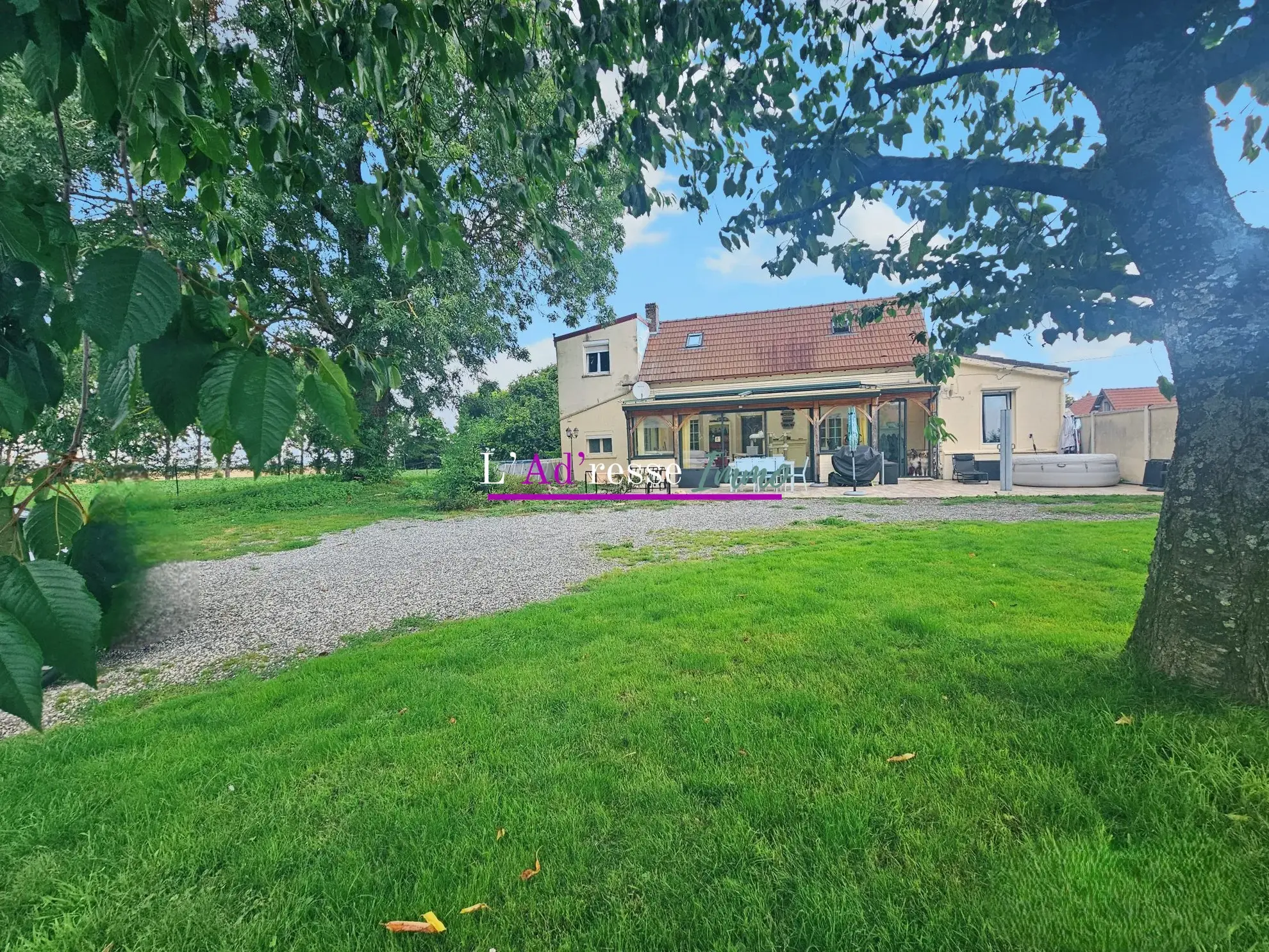 Maison familiale à vendre à Heudicourt – Spacieuse et lumineuse avec terrain de 900 m² 