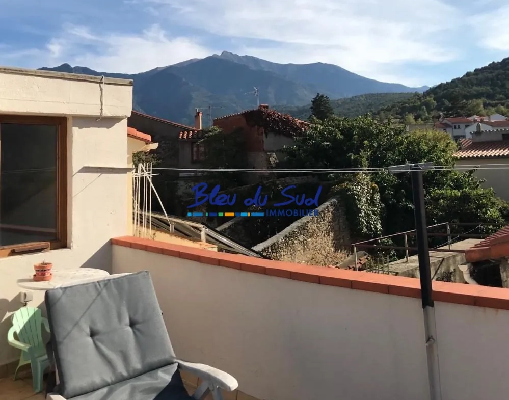 Maison de village rénovée avec terrasse et vue panoramique à Ria-Sirach 