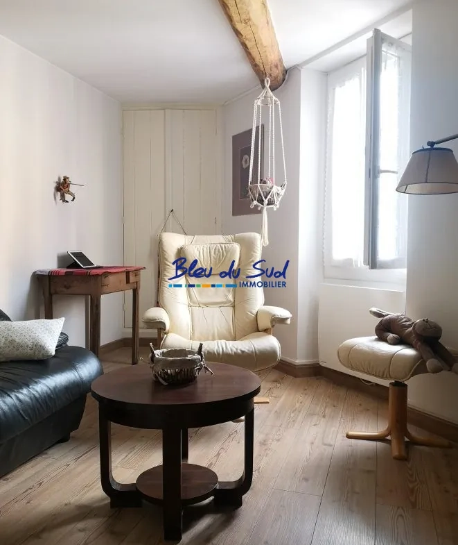 Maison de village rénovée avec terrasse et vue panoramique à Ria-Sirach 