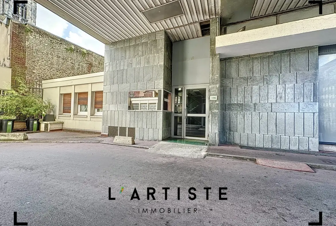 Appartement 3 pièces à vendre au cœur de Rouen avec balcon et vue sur rue 