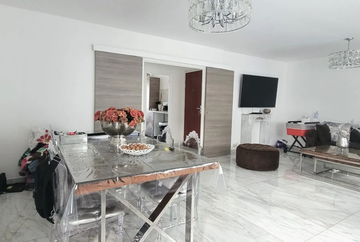 Bel appartement T3/T4 rénové à Montpellier Mas Drevon avec balcon et cave 