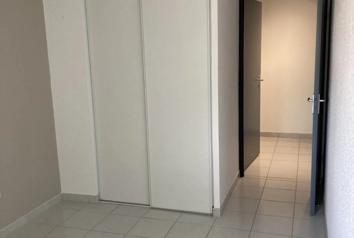 Appartement 3 pièces à vendre à Roques-sur-Garonne (31120) avec balcon et parking privé 