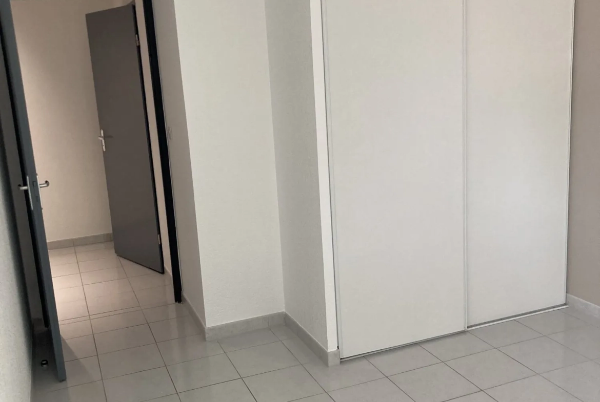 Appartement 3 pièces à vendre à Roques-sur-Garonne (31120) avec balcon et parking privé 