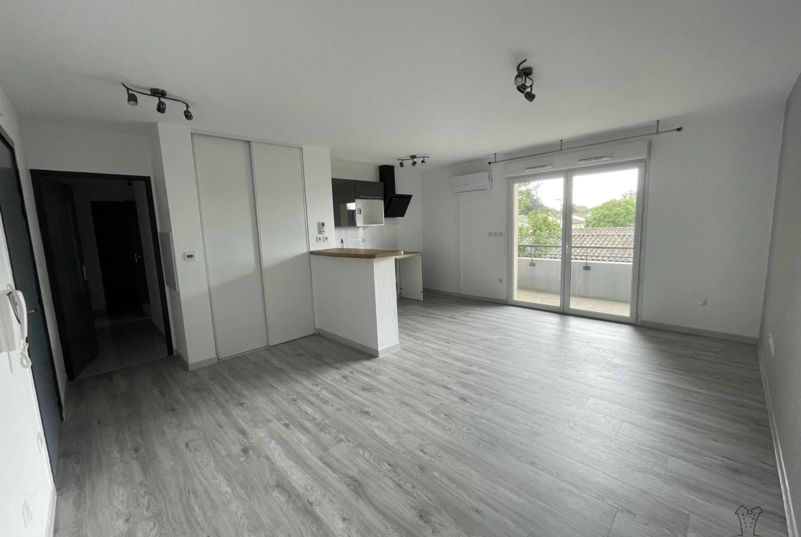 Appartement 3 pièces à vendre à Roques-sur-Garonne (31120) avec balcon et parking privé 