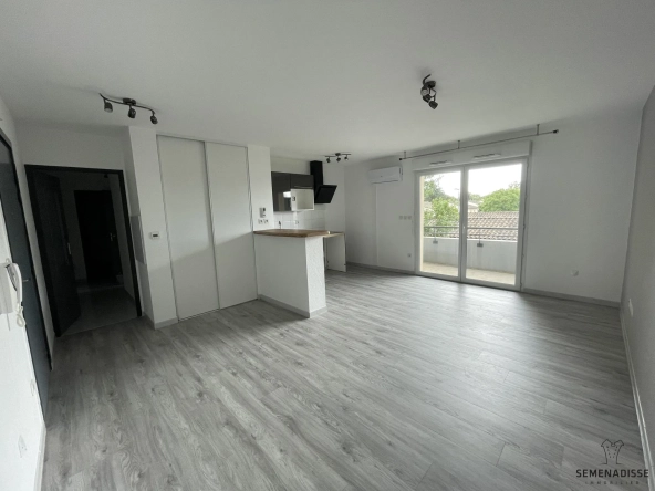 Appartement 3 pièces à vendre à Roques-sur-Garonne (31120) avec balcon et parking privé