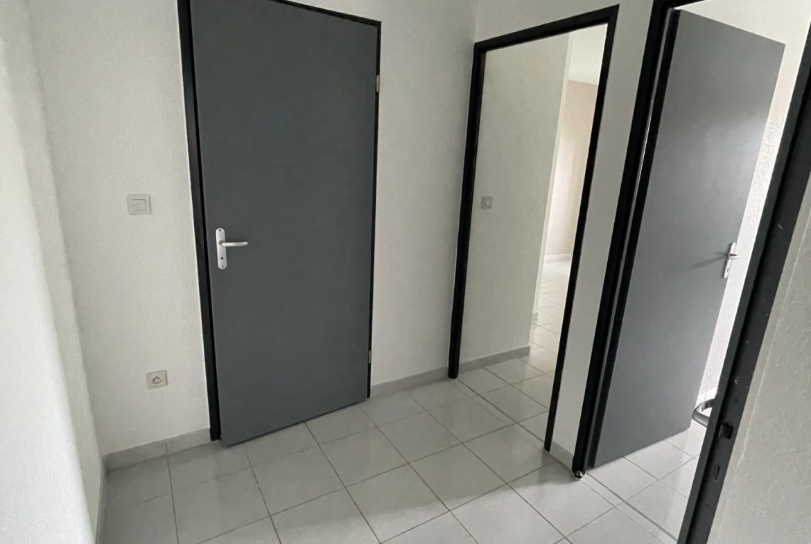 Appartement 3 pièces à vendre à Roques-sur-Garonne (31120) avec balcon et parking privé 