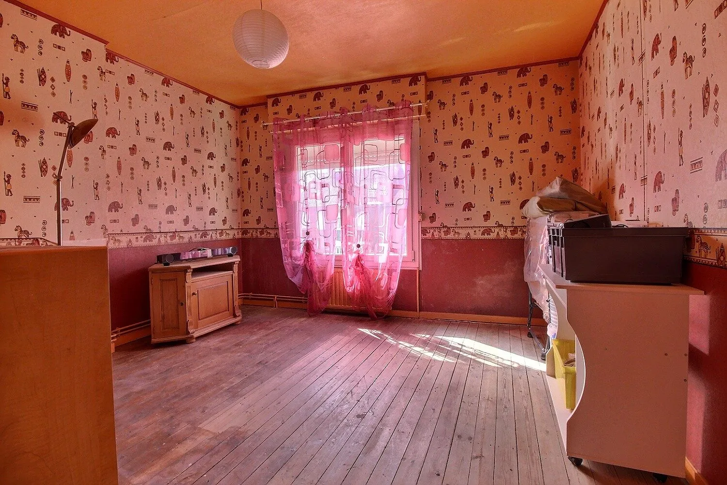 Maison à vendre à Lillers avec jardin, terrasse et potentiel de rénovation 