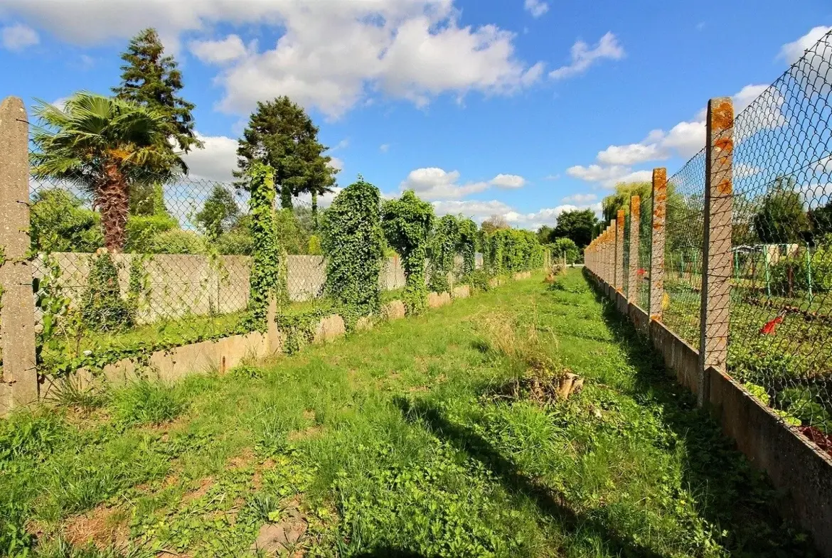 Maison à vendre à Lillers avec jardin, terrasse et potentiel de rénovation 