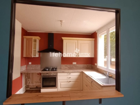 Appartement 3 pièces rénové avec garage et cave à Châteauroux