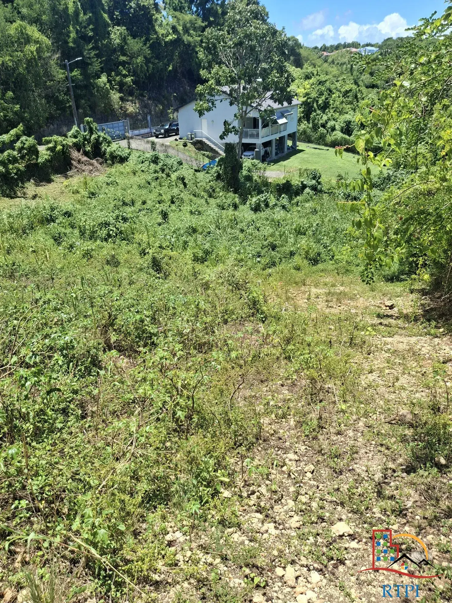Terrain constructible de 544 m² à Le Gosier - Opportunité rare en Guadeloupe 