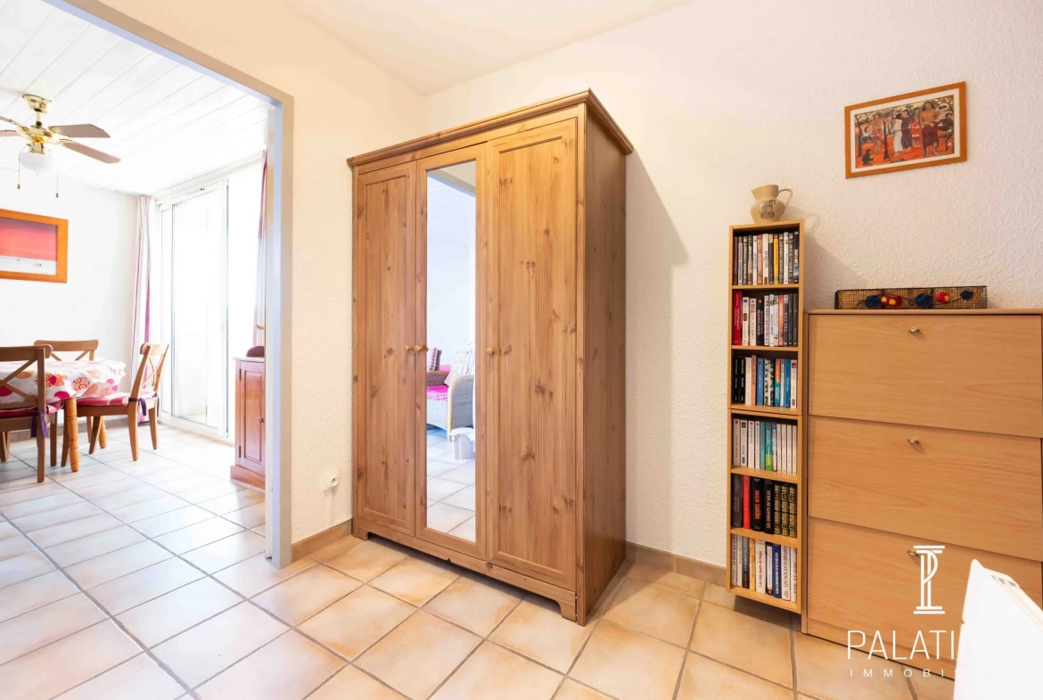 Studio de 31m² avec loggia et vue sur le château à Gréoux-les-Bains 